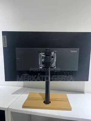 Lenovo 27 Inch