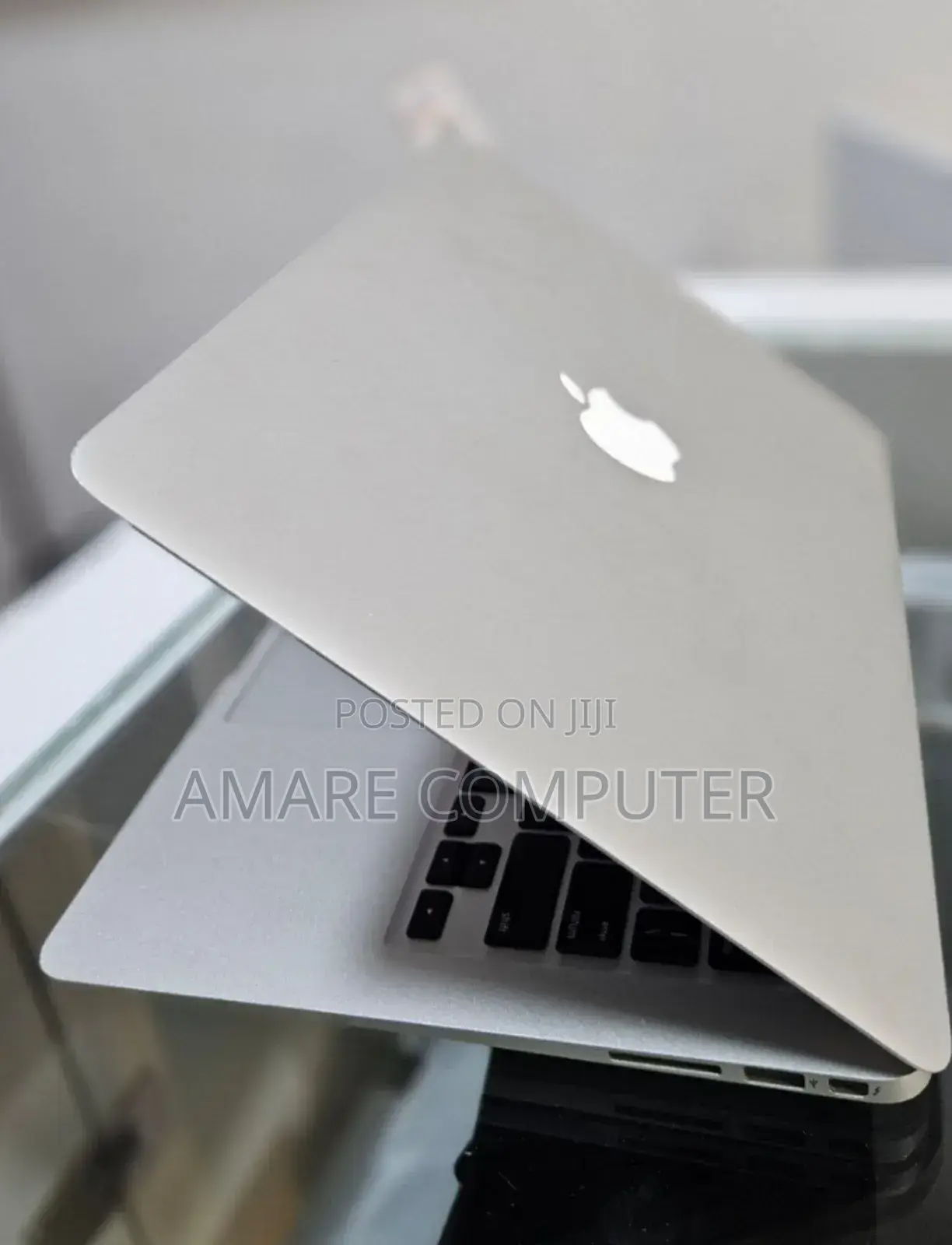New Laptop Apple MacBook Air 2011 4GB Intel Core I5 SSD 128GB
