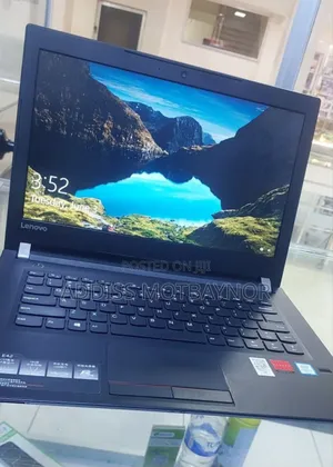New Laptop Lenovo ThinkPad Yoga 8GB Intel Core I7 SSD 256GB
