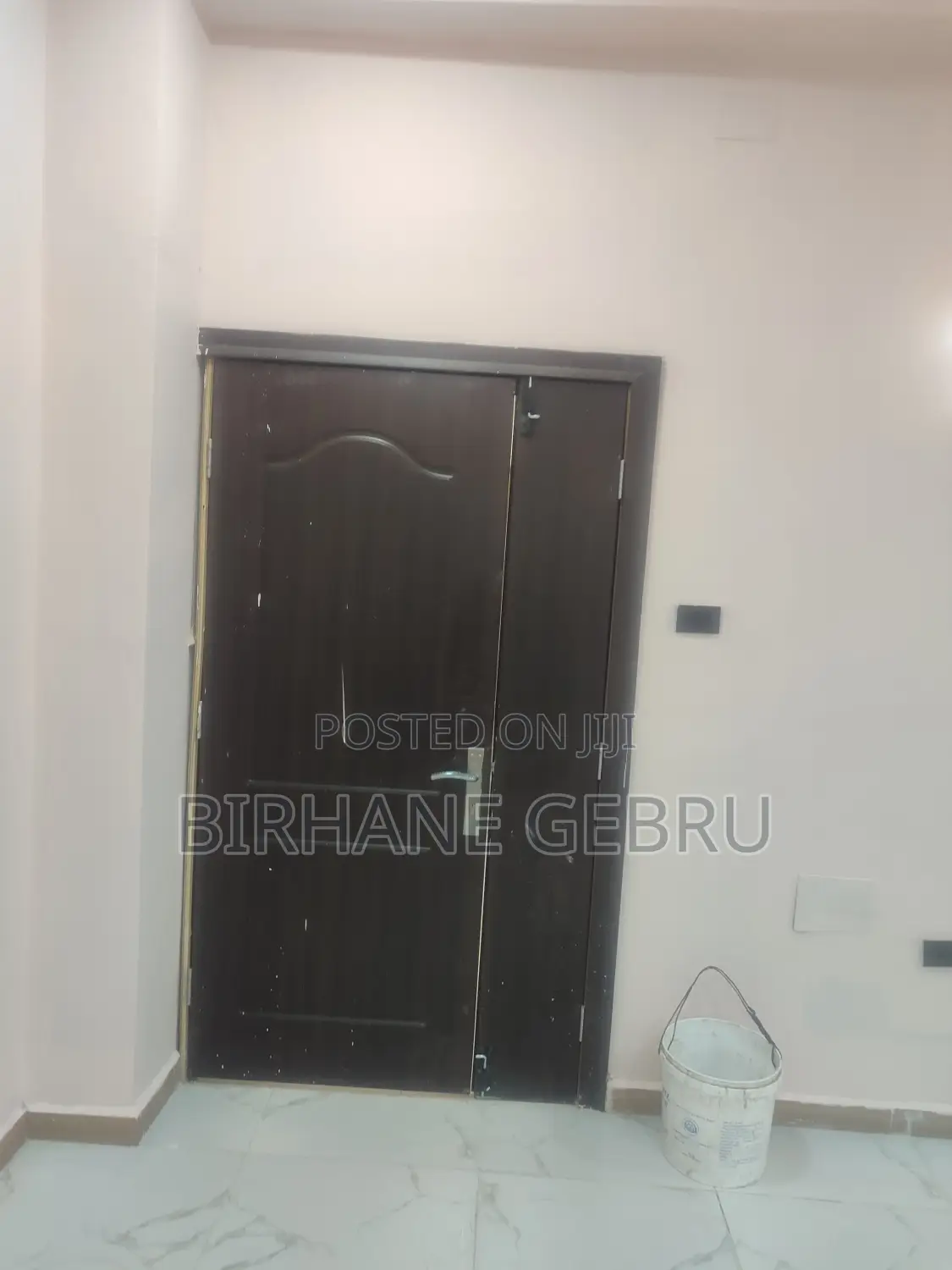 Luxury Aoartiment Rent for Office