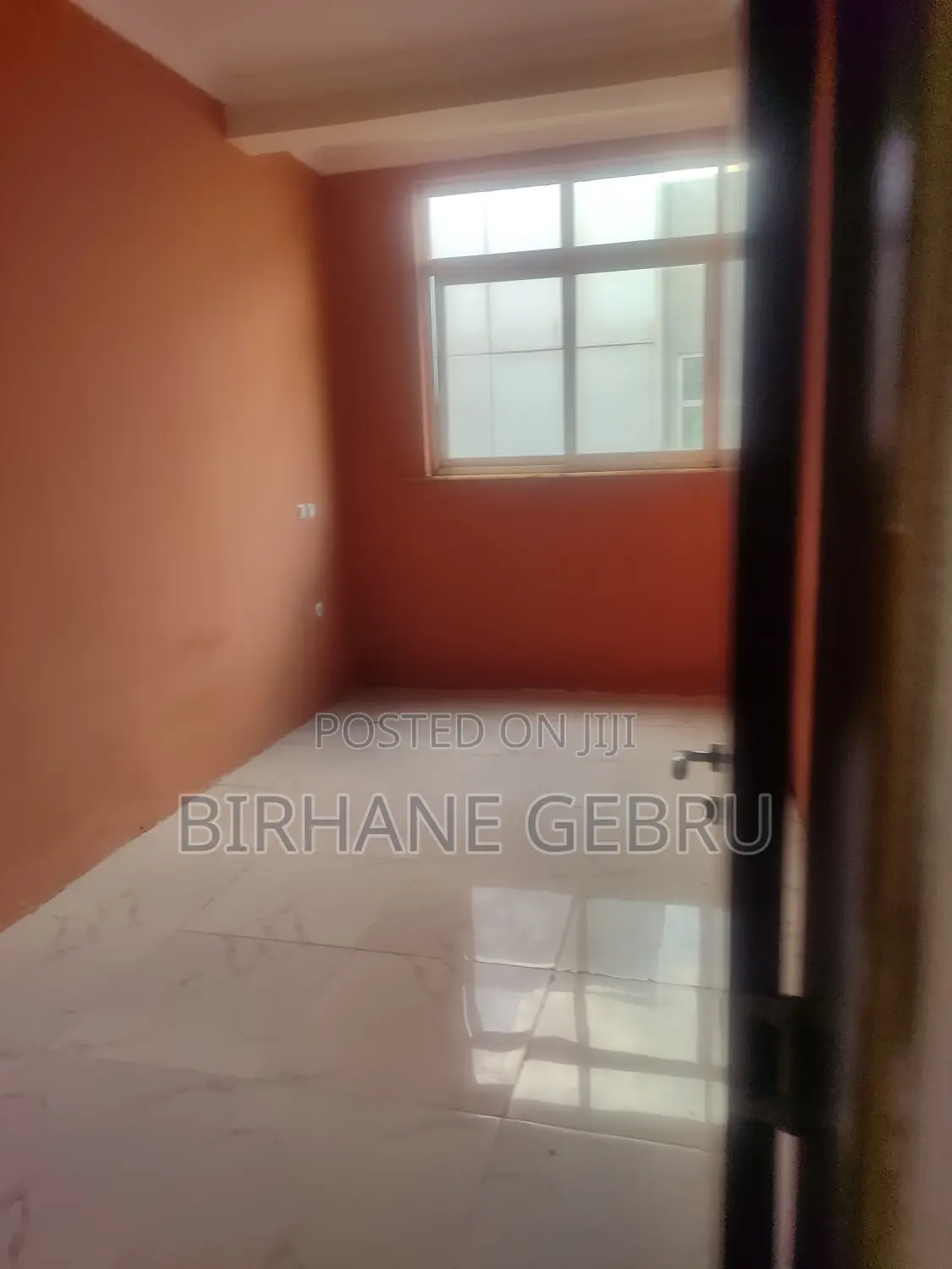 Luxury Aoartiment Rent for Office