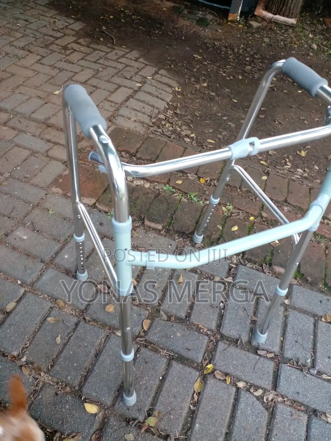 Walker Height Can Adjusted莉عwalking_aid{}0non Rusting Frame