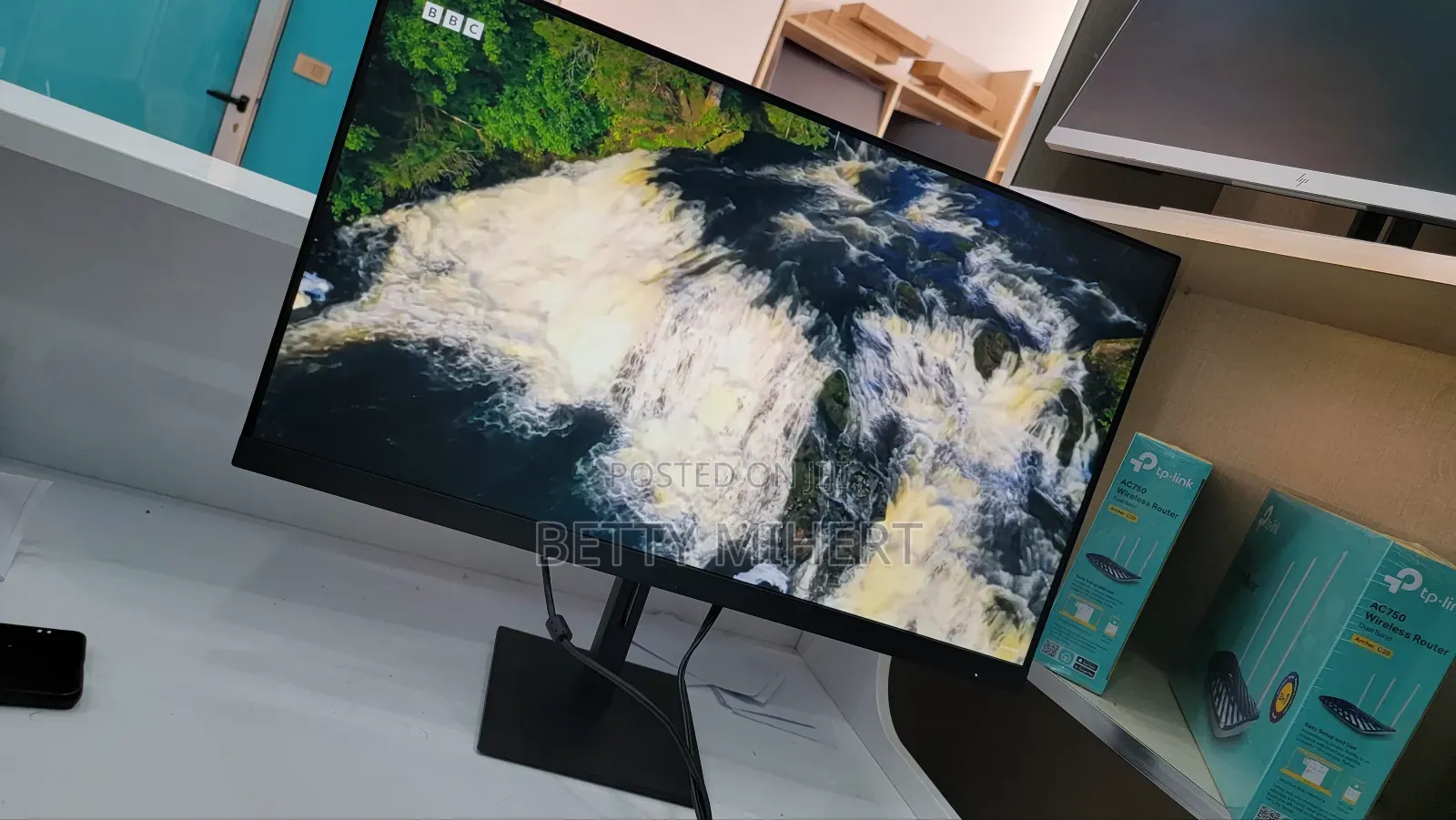 Hp 27inch Monitor