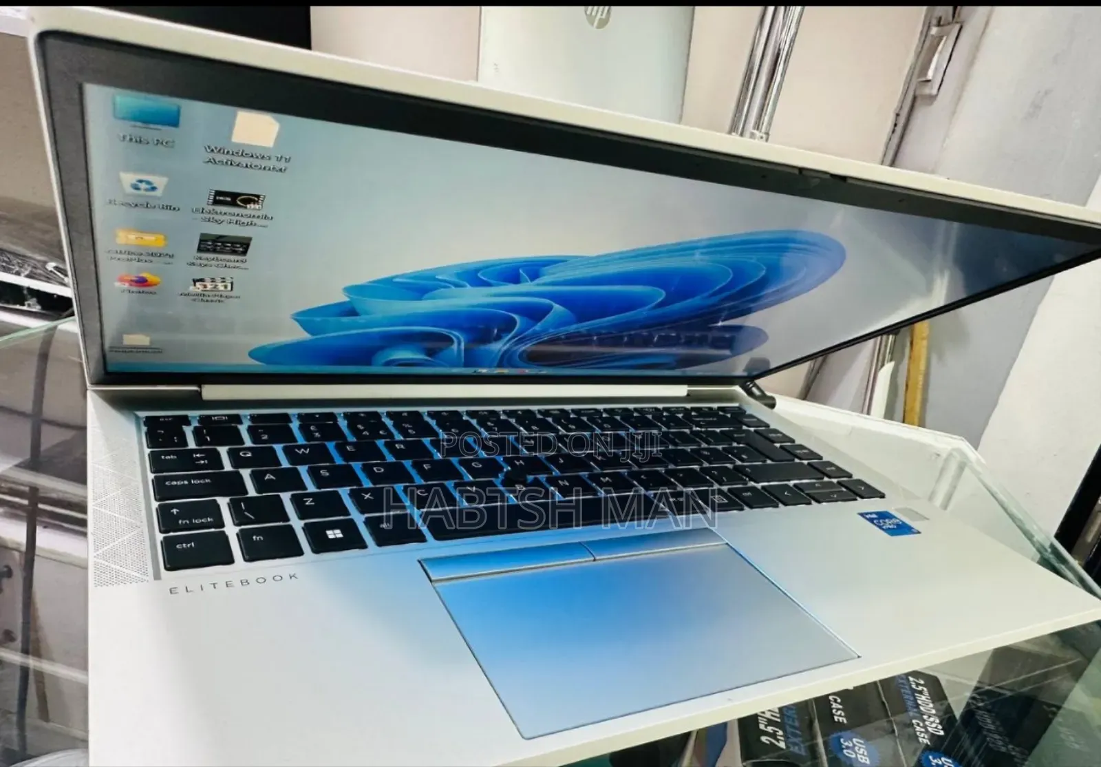 New Laptop HP EliteBook 830 G8 16GB Intel Core I7 SSD 512GB