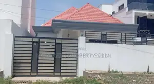 Furnished 5bdrm Villa in Bole for sale