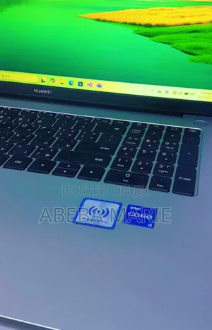 New Laptop Huawei Matebook D 15 8GB Intel Core I5 SSD 512GB