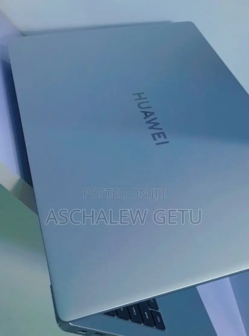 New Laptop Huawei Matebook D 15 8GB Intel Core I5 SSD 512GB