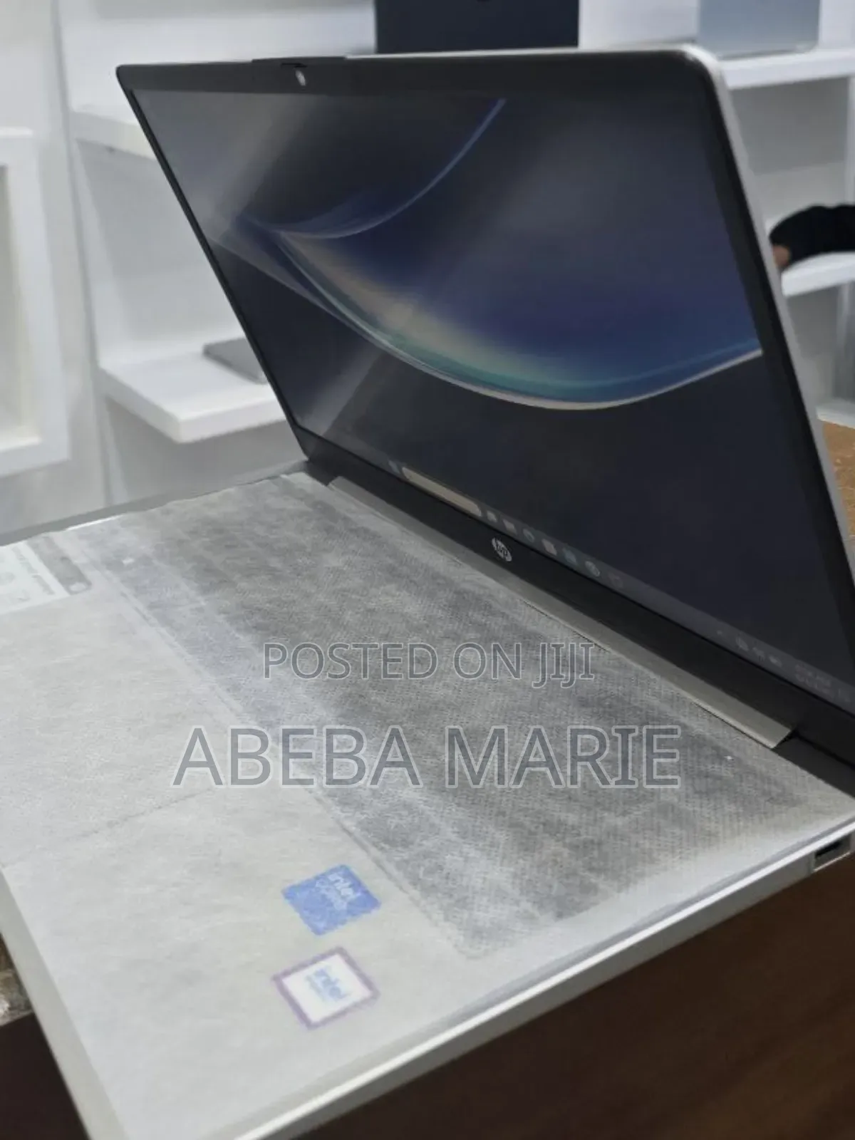 New Laptop HP 14z 12GB Intel Core I3 SSD 512GB