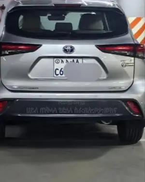 New Toyota Highlander Hybrid 2024 Silver