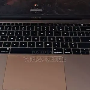New Laptop Apple MacBook Air 2019 8GB Intel Core i5 SSD 256GB