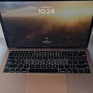 New Laptop Apple MacBook Air 2019 8GB Intel Core i5 SSD 256GB
