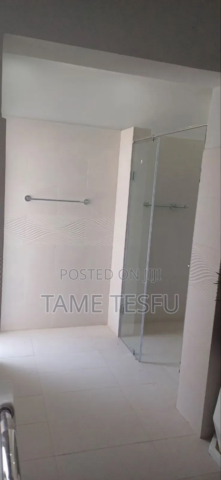 Furnished 3bdrm Villa in Hayat Compound, Bole for sale