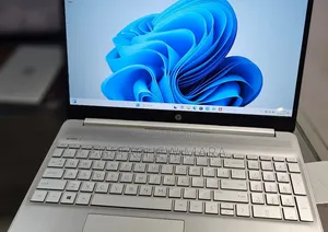 New Laptop HP Pavilion 15 12GB Intel Core I5 SSD 256GB