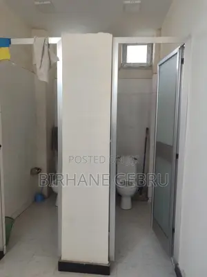 Luxury Complex Aparttiment Rent for Cafe Burger Resturant