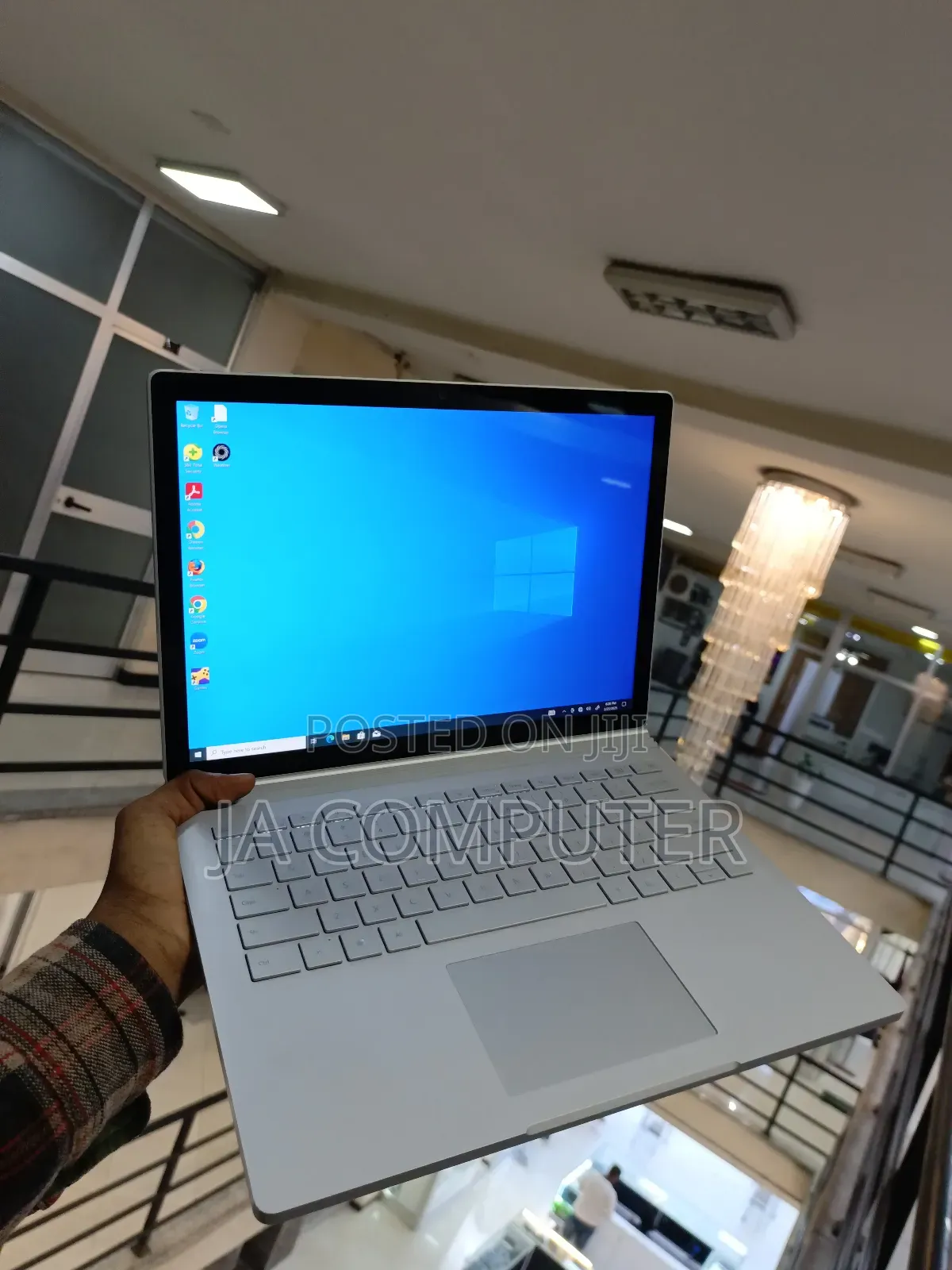 New Laptop Microsoft Surface Book 3 16GB Intel Core I7 SSD 256GB