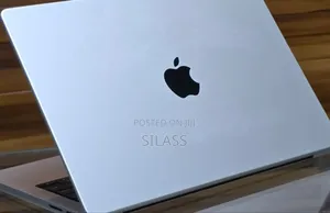 New Laptop Apple MacBook Pro 2023 M3 14-inch 8GB Apple M3 SSD 512GB