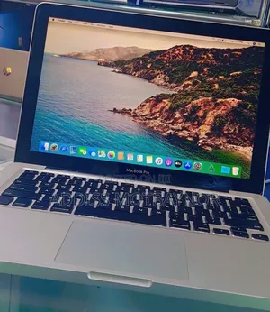 New Laptop Apple MacBook 2012 4GB Intel Core I5 SSD 500GB