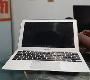 New Laptop Apple MacBook Air 2015 4GB Intel Core I5 SSD 128GB