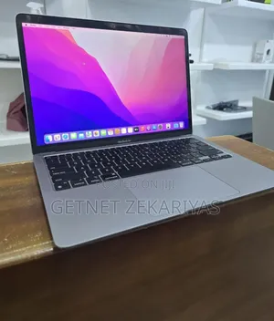 New Laptop Apple MacBook Air 2020 8GB Apple M1 SSD 256GB