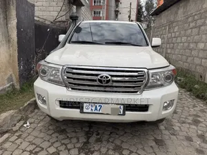 Toyota Land Cruiser 4.5 V8 GXR 2009 White