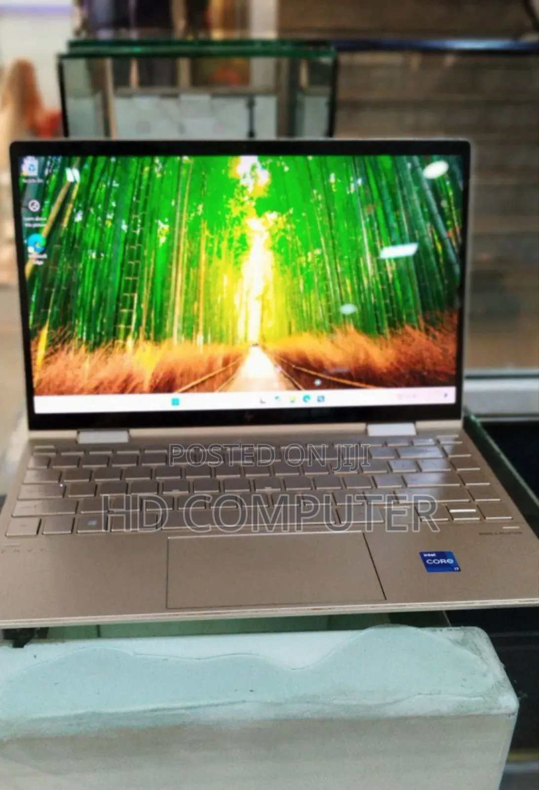 New Laptop HP Envy X360 8GB Intel Core I7 SSD 512GB