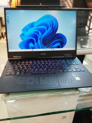 New Laptop HP Omen 15 16GB AMD Ryzen 7 SSD 512GB