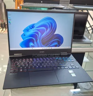 New Laptop HP Omen 15 16GB AMD Ryzen 7 SSD 512GB