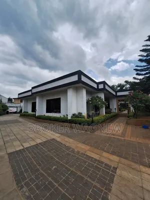 3bdrm Villa in Kirkos for sale