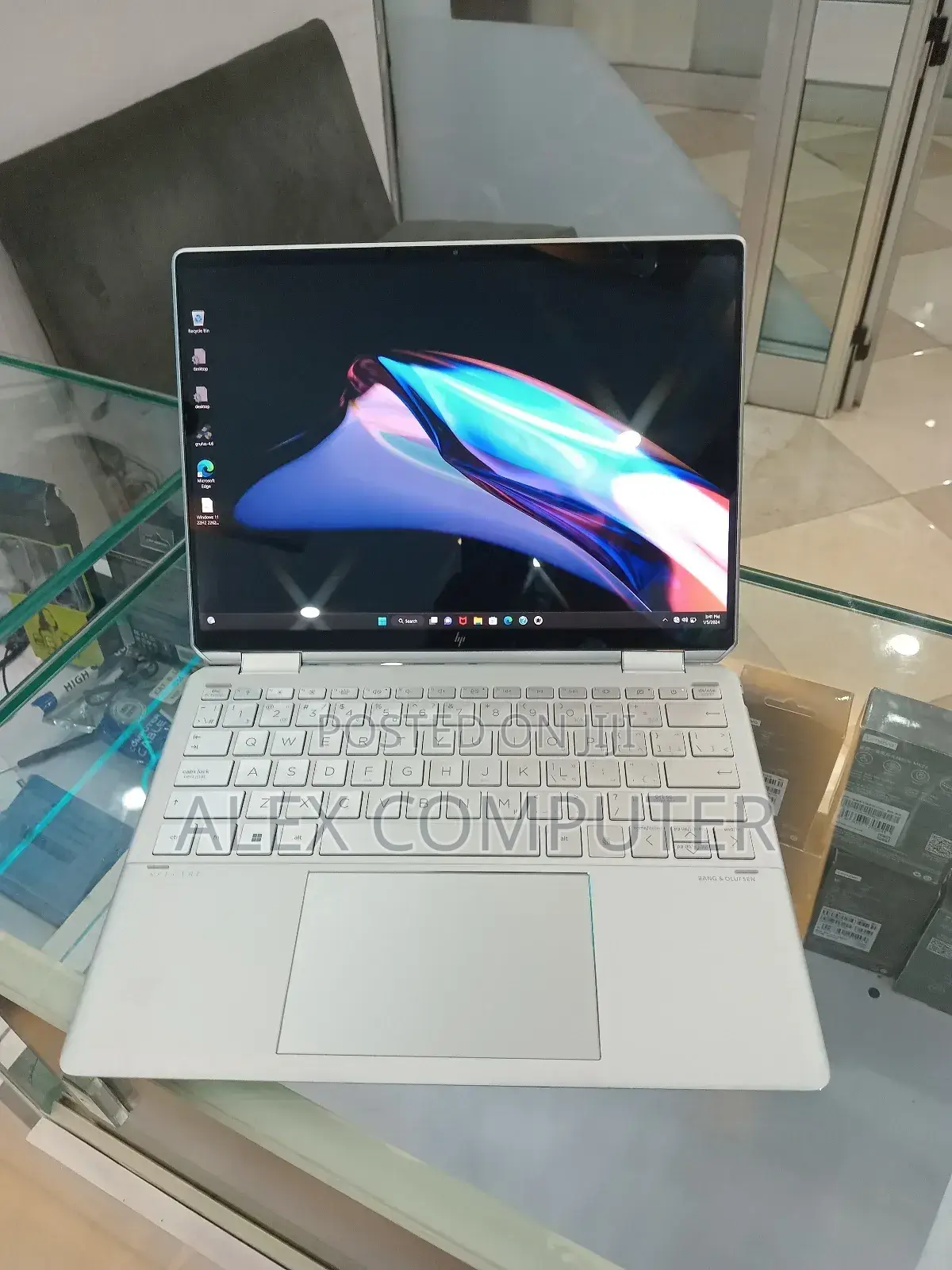 New Laptop HP Spectre 14 16GB Intel Core Ultra 7 SSD 1T