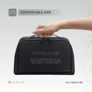 Levelo Oslo Pouch Toiletry Bag