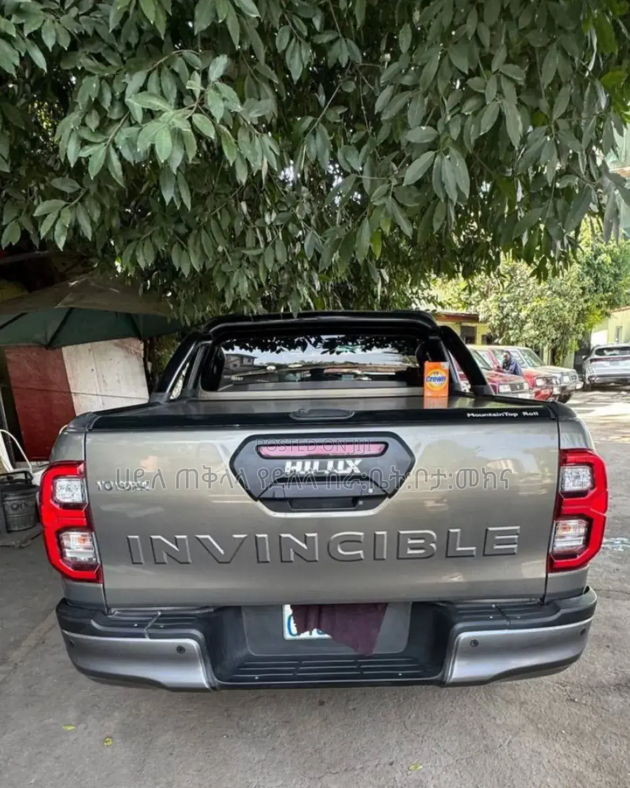 Toyota Hilux 2022 Green