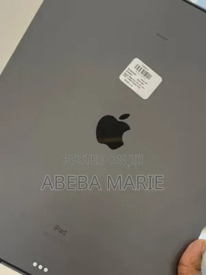 New Apple iPad Pro 12.9 (2020) 256 GB