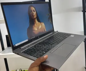 New Laptop HP ZBook 15 16GB Intel Core I7 SSD 512GB