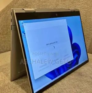 New Laptop HP Envy X360 8GB Intel Core I5 SSD 512GB