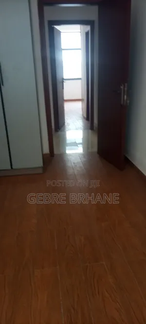 3bdrm Apartment in Apartment, Yeka for rent