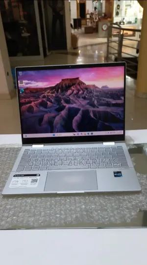 New Laptop HP Envy X360 8GB Intel Core I7 SSD 512GB