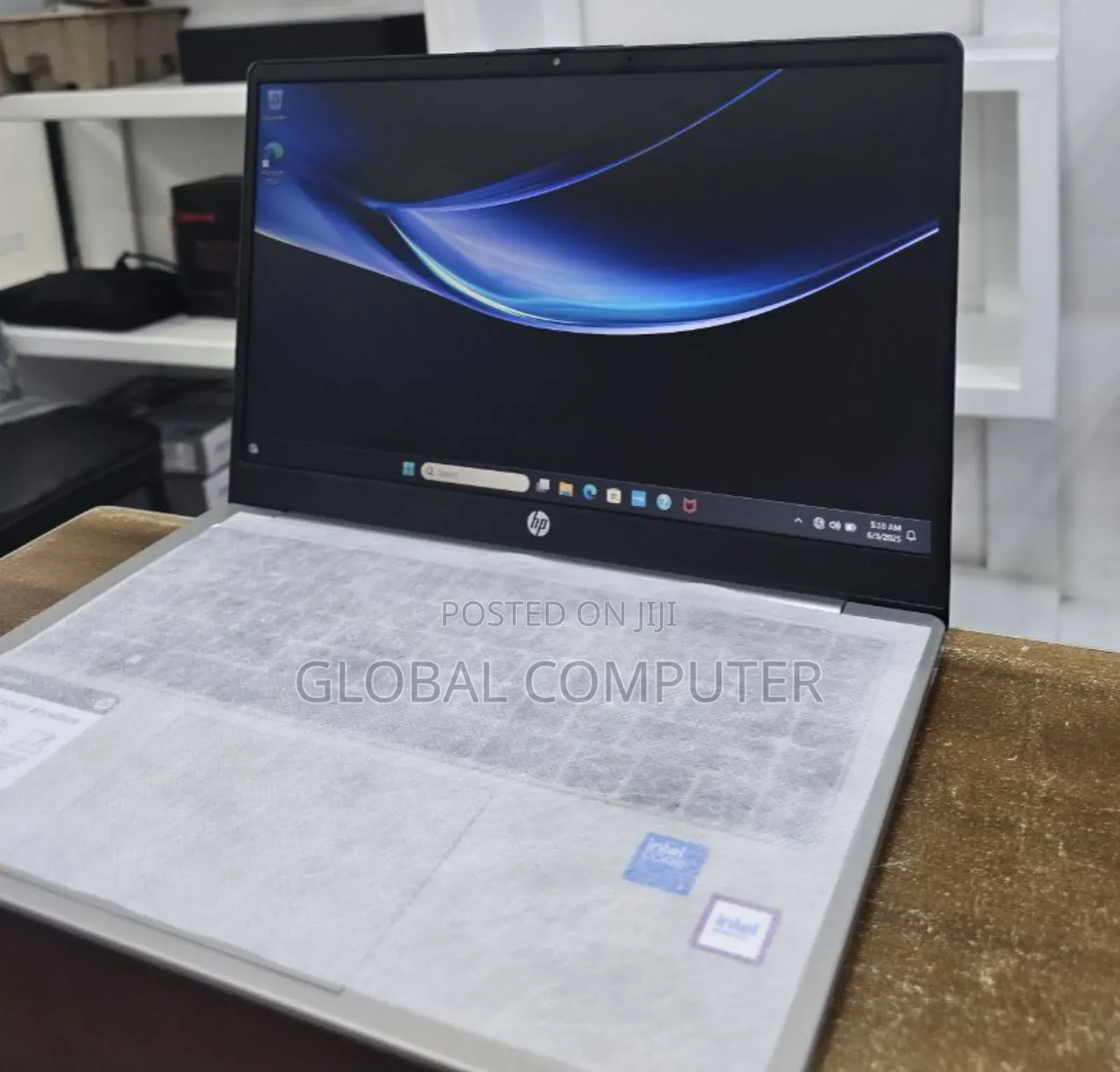 New Laptop HP 14-Dq1025cl 12GB Intel Core I5 SSD 512GB