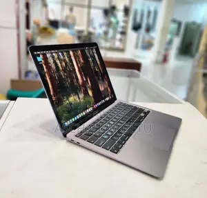 New Laptop Apple MacBook Air 2020 M1 16GB Intel Core I7 SSD 256GB