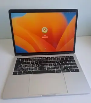 New Laptop Apple MacBook Pro 2017 8GB Intel Core I5 SSD 128GB