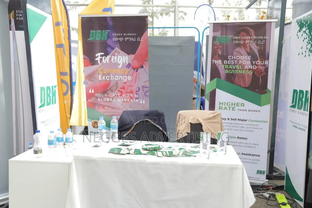 Roll Up Banner