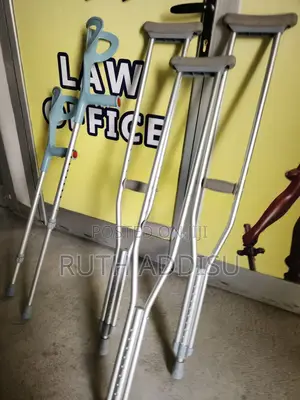 Crutches半年crutches當中crutches太陽crutches鬥志crutches才華crutches