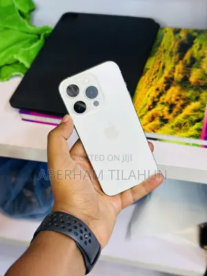 Apple iPhone 15 Pro 256 GB White
