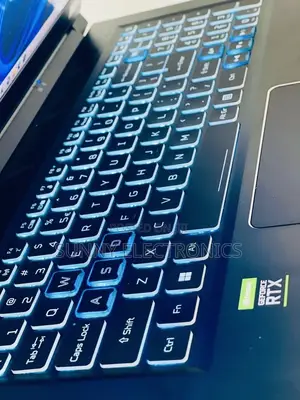 New Laptop Acer Predator Helios 300 16GB Intel Core I9 SSD 512GB