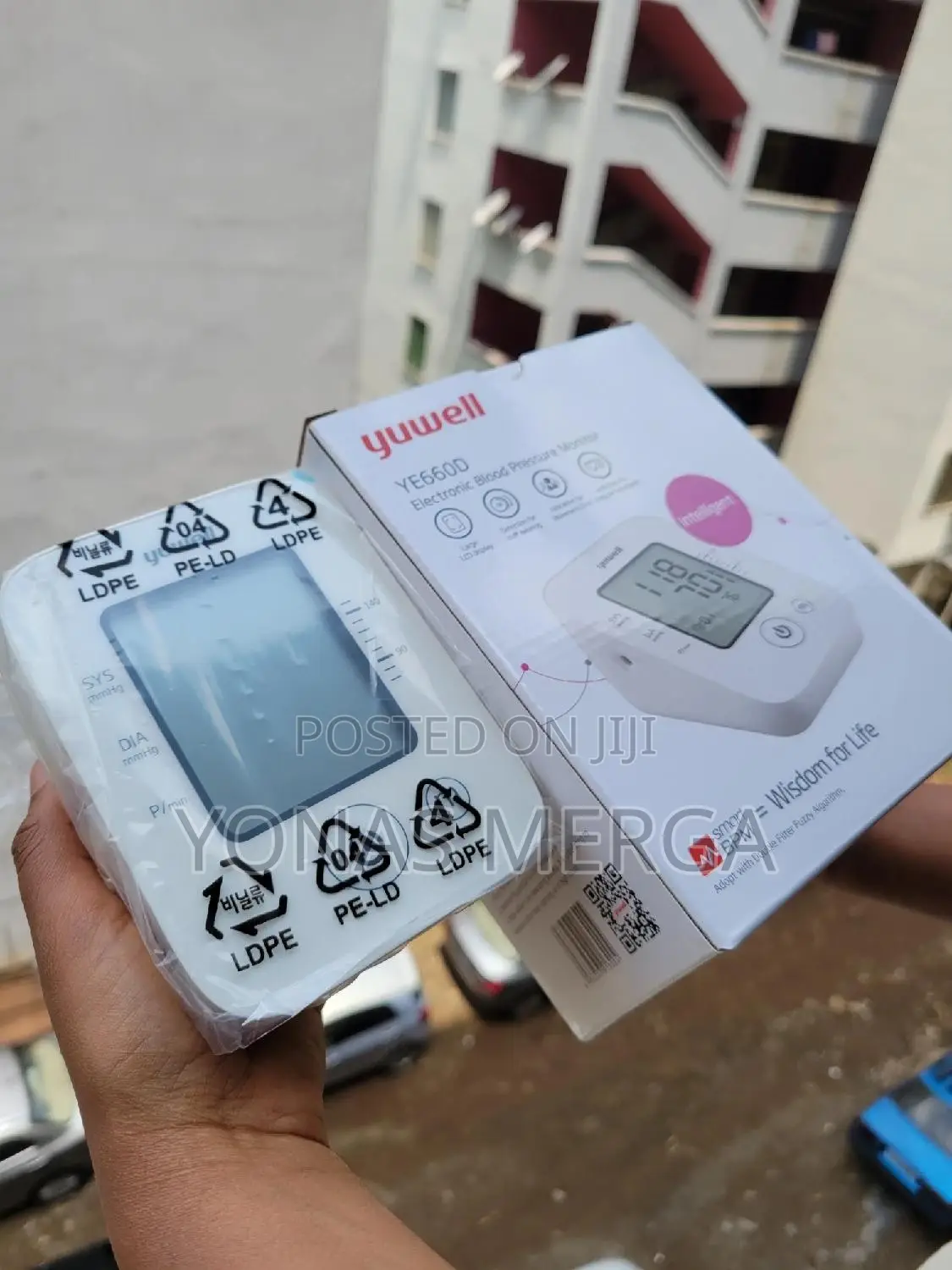 Blood Pressure Monitor//Efficient Reading,Making It Suitable