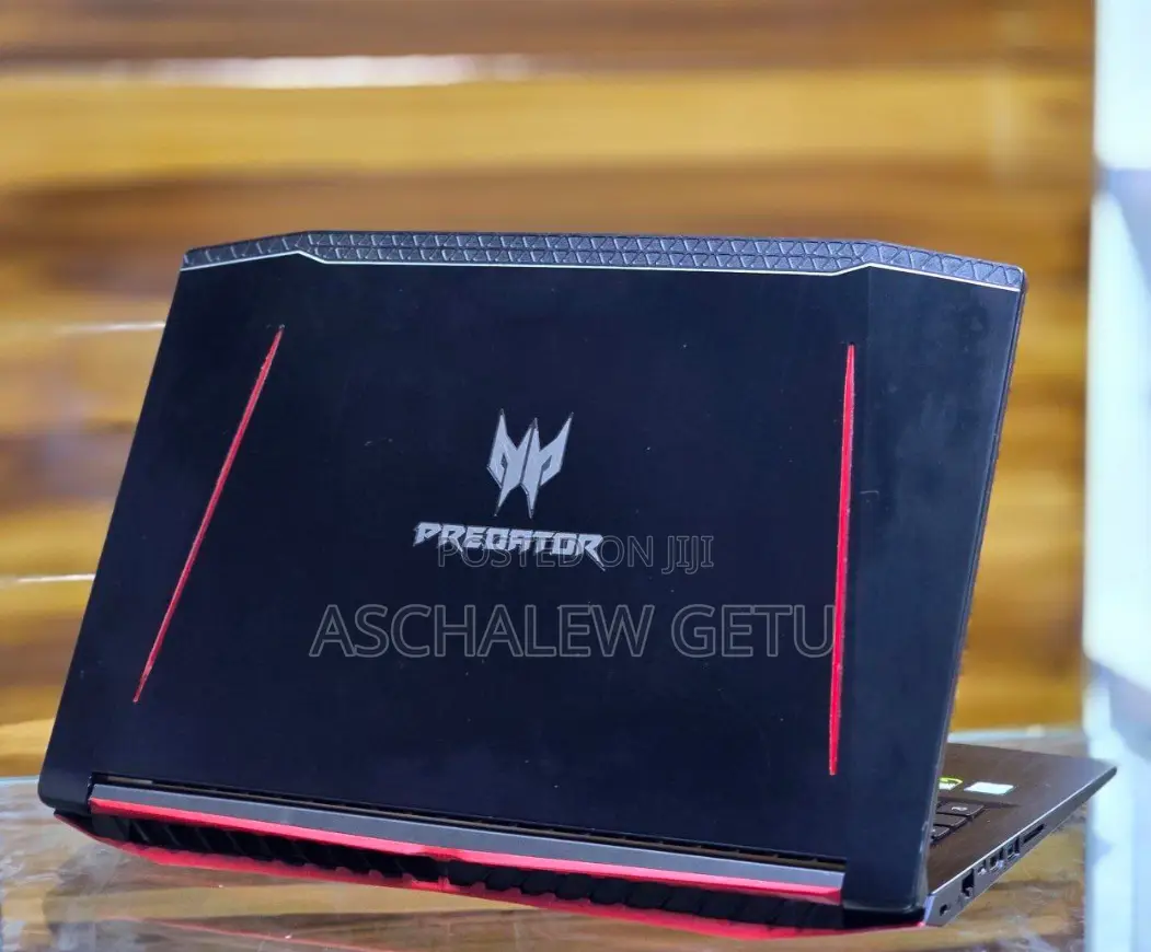 New Laptop Acer Predator Helios 300 16GB Intel Core I7 SSD 256GB