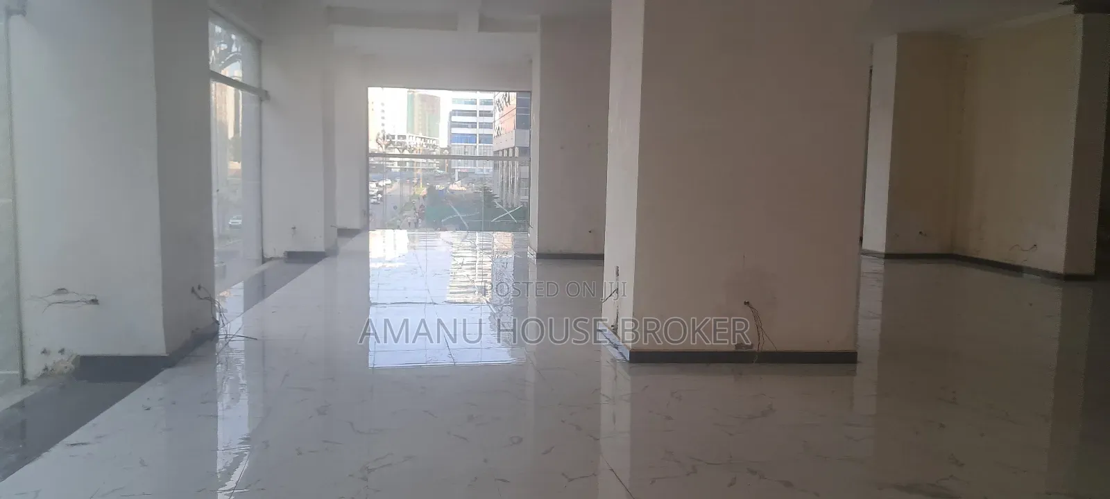 Urgently for Rent Show Room on the Ground Floor, Bole Rood