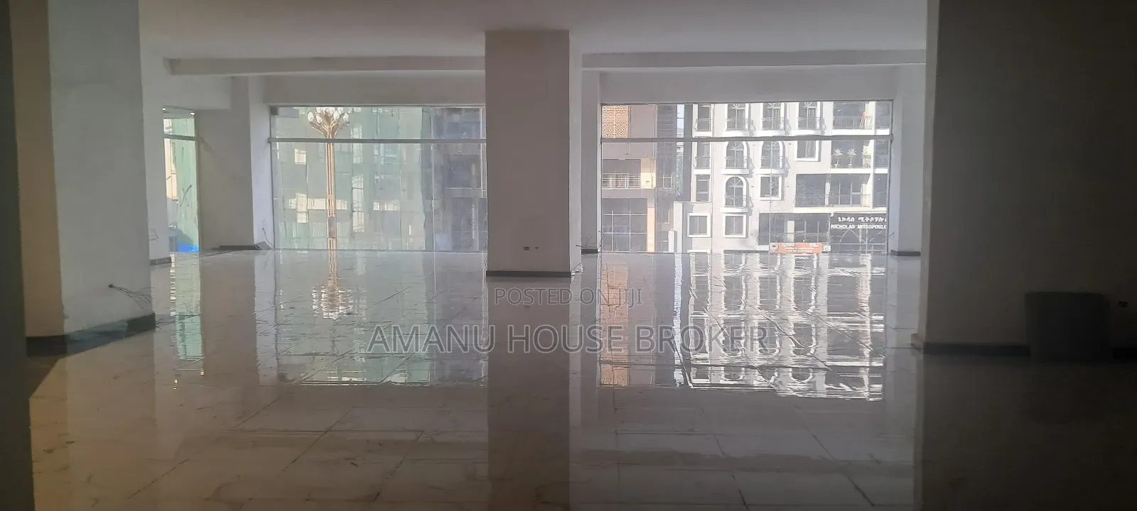Urgently for Rent Show Room on the Ground Floor, Bole Rood