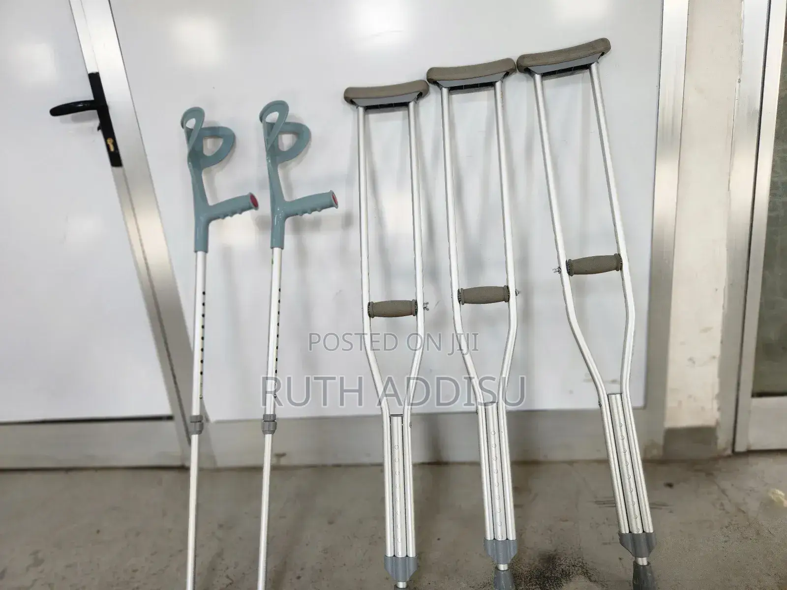 Crutches黨員crutches去了crutches本身crutches裡頭crutches局數crutches