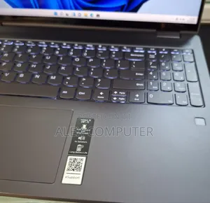 New Laptop Lenovo Yoga 7i 16GB Intel Core I7 SSD 1T