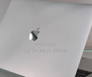 New Laptop Apple MacBook Pro 2017 8GB Intel Core I5 SSD 512GB